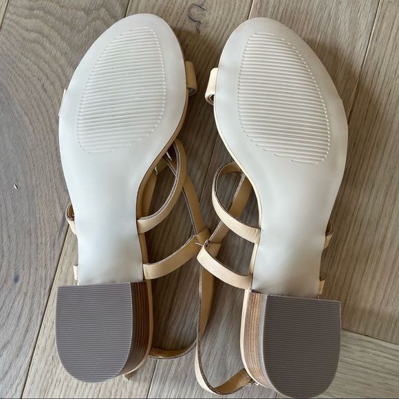 TALBOTS sandals - Picture 4 of 5